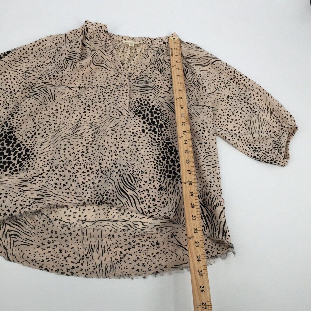 Urban Outfitters Silence and Noise Animal Print Chiffon Blouse Top XS Beige Tan - Picture 6 of 6